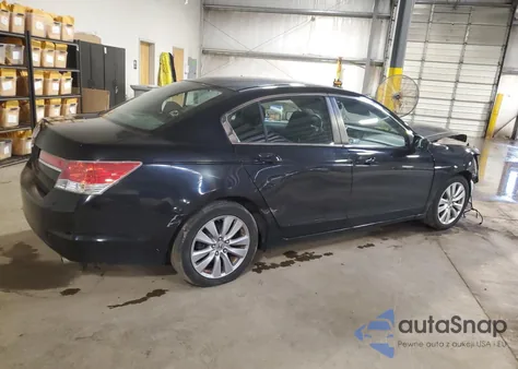 2011 Honda Accord Ex z USA, uszkodzony, nr VIN 1HGCP2F7XBA030131